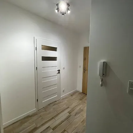 New Apart Near Odra - Zakladowa Street